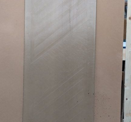 022 - 8mm Float - Geometrinen vaakaraita - 619 x 1860 - 150 €