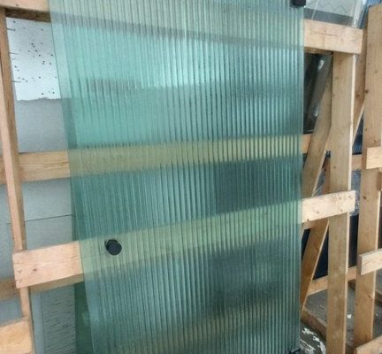 075 - 8mm Vihreä – Raita - 897 x 2050 – Rocatyöstöt 260 - Vedin 1000, o12 - 400 €