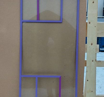 108 - 8mm Float - Tilanjakaja, Listoitettu, Violetti - 700 x 2000 x 12 - 150 €