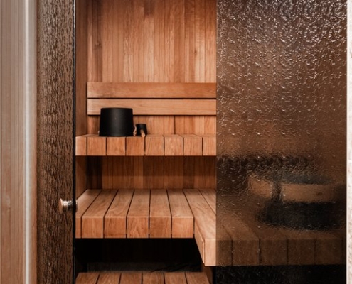 Artesaanilasinen saunan lasitus-pronssi-väre-polar sky suite (5)