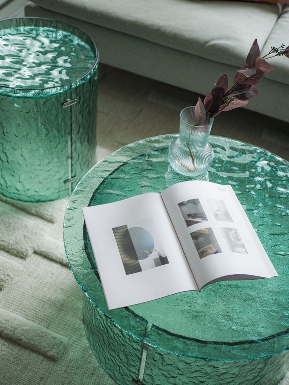 Flow lasipöytäsarja-valokuvaaja Emma Jämsen3