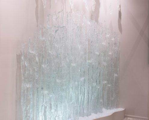 Fragments of Memory -kierrätyslasinen tilataideteos-handmade Essis by Lasilinkki-sami h-master artesaani-suunnittelusta toteutukse