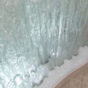 Fragments of Memory -kierrätyslasinen tilataideteos-handmade Essis by Lasilinkki-sami h-master artesaani-suunnittelusta toteutukse (9)