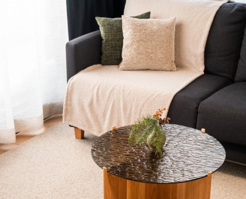 Hetki artesaanilasipöytä-pronssi-kaarna-polar sky suite (1)