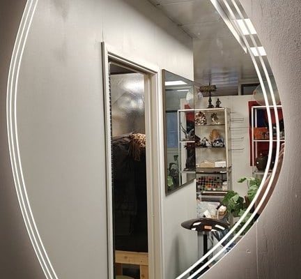 Muodokas valopeili - 720 x 1100 mm - 200€