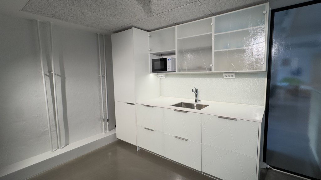 lasiseinät lasiovet lasiseinät lasiovet