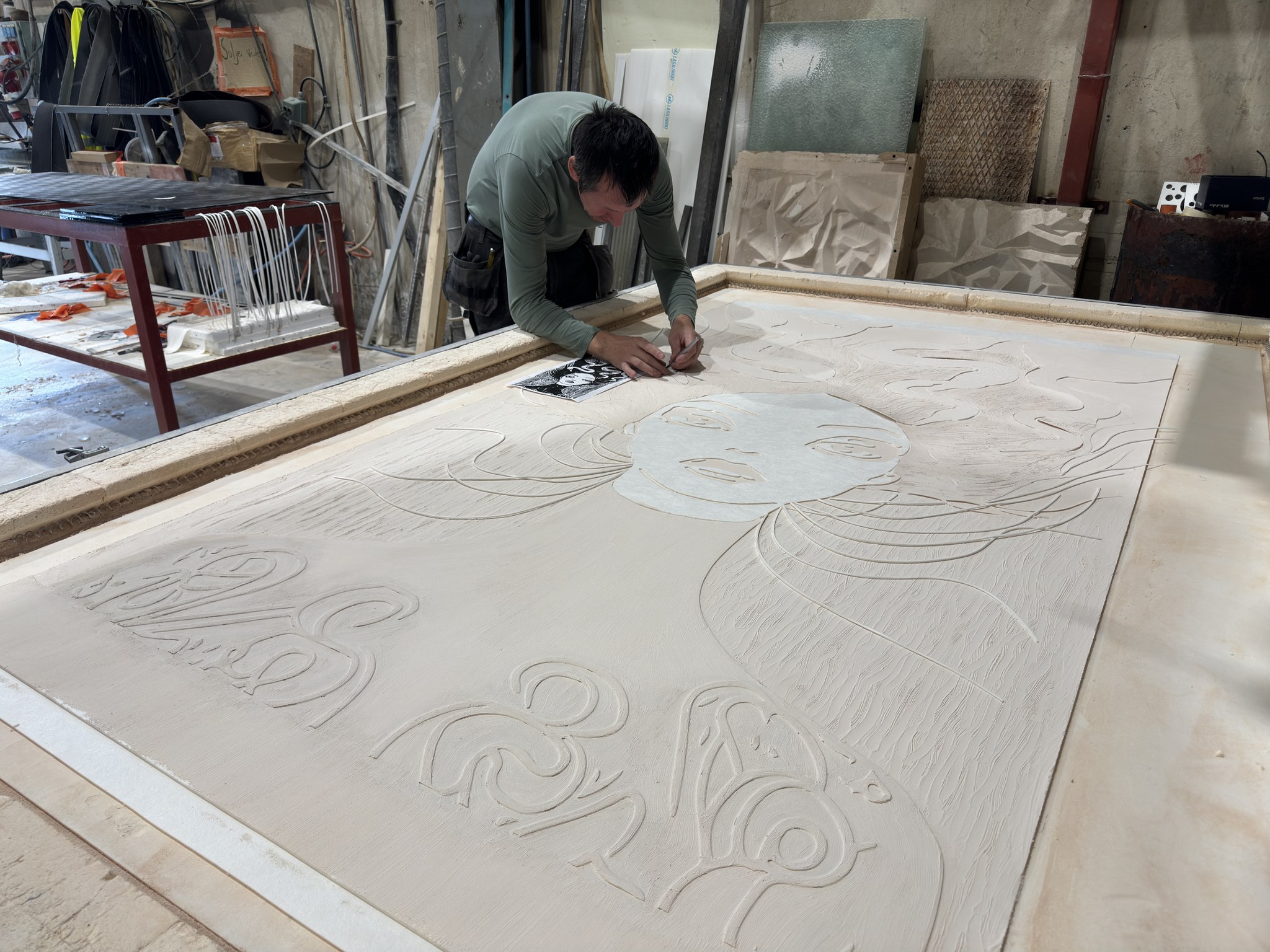 Making the mold for Woman artisan glass piece by Essis master artisan Vladimir Krasnov