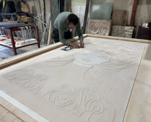 Making the mold for Woman artisan glass piece by Essis master artisan3