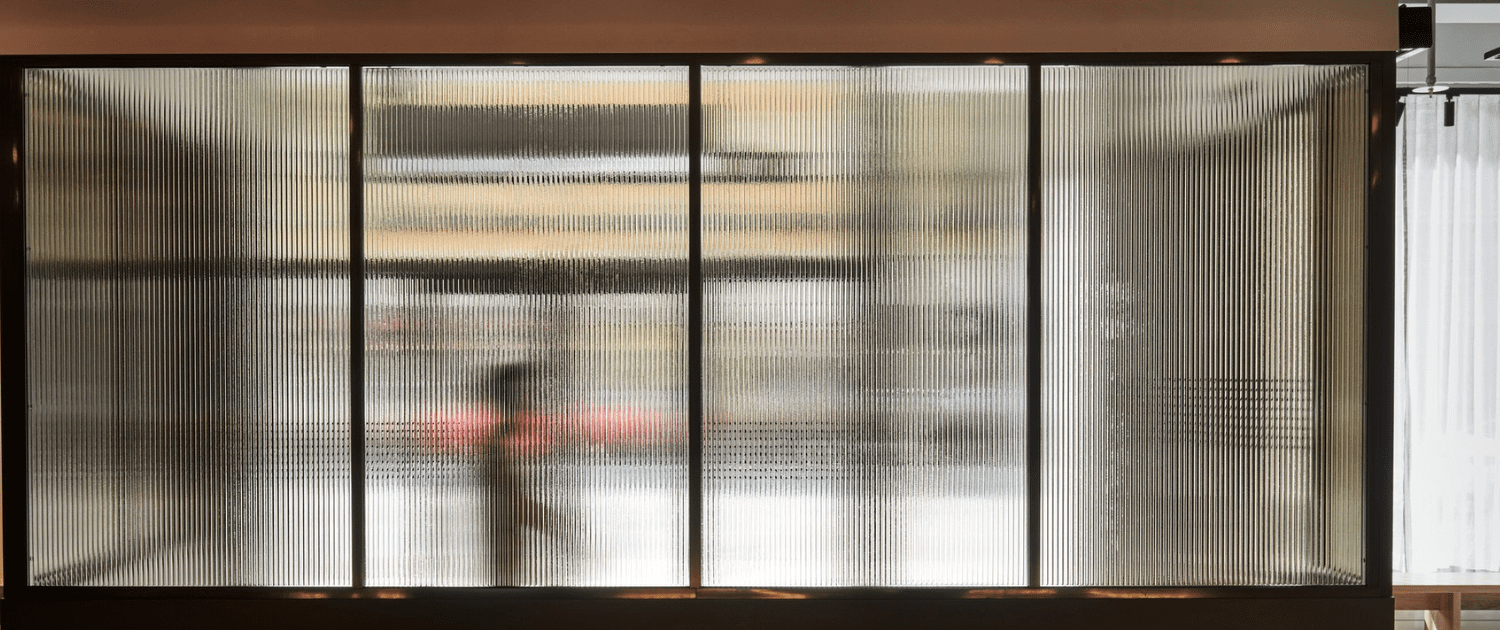 Lasilinkki meistä Lasilinkki meistä