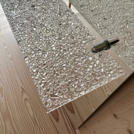 Mittatilauspeili-kierrätyslasi hyllyllä-Essis by Lasilinkki