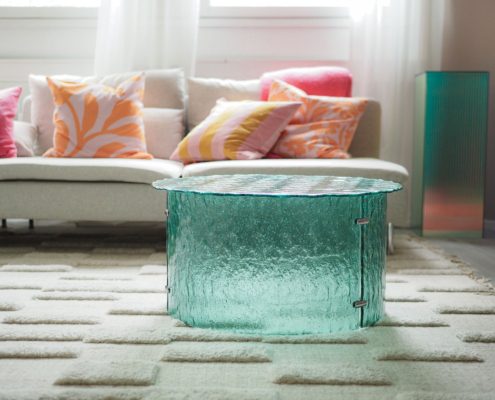 ARTESAANILASIPÖYDÄT JA TEOKSET