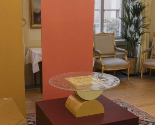 Play collection-Honey artisan glass table-Teklan x Essis-Design embassy event