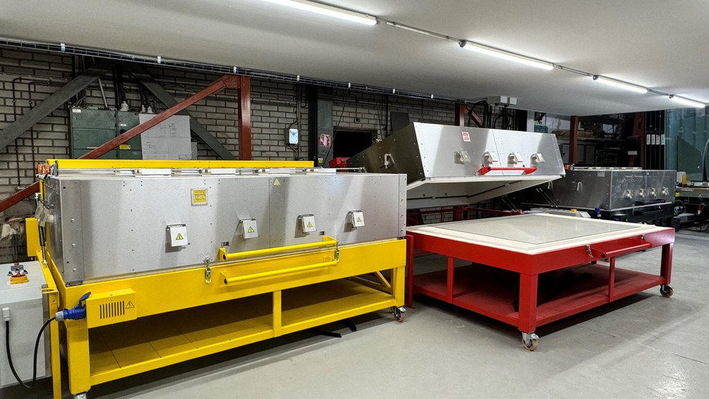 Uudet lasin sulatusuunit