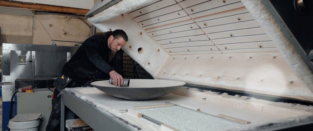 lasilinkki-etusivu-uniikit-lasityot-kierratyslasi-1500x630-web